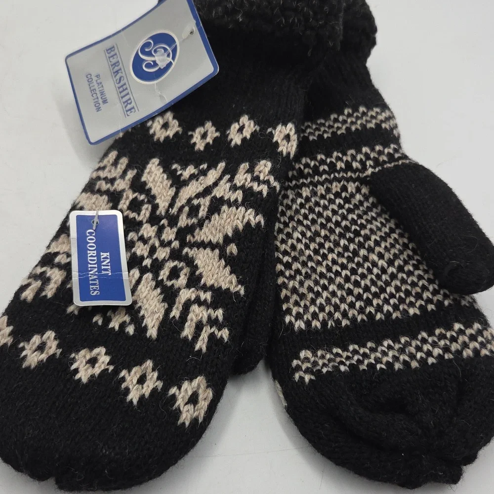 Ladies Mittens Bundle